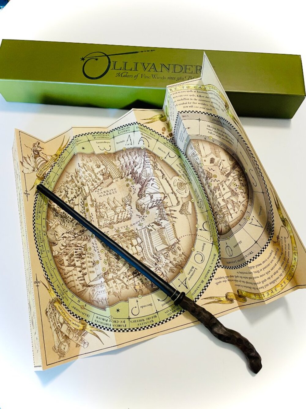Harry Potter Hazel 9 Ollivander Interactive Wand 1272551-6